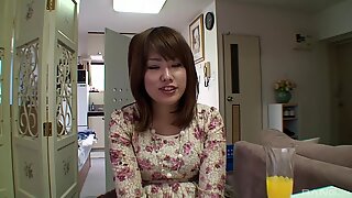 Megumi Iwabuchi prefers to finish her day with a blowjob and sex