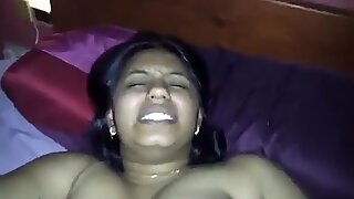 Bogel tamil lankan gadis menggosok kelentit mms