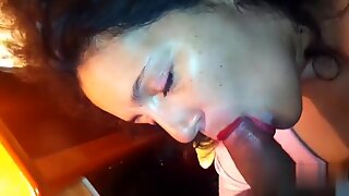 Amateur brunette sucks and gets cum in her mouth