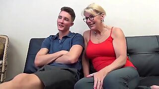 Taboo sex with lonely mature MILF